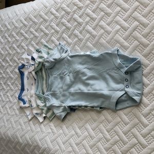 4 Cloud Island Bundle set of short sleeve onsies. NWOT